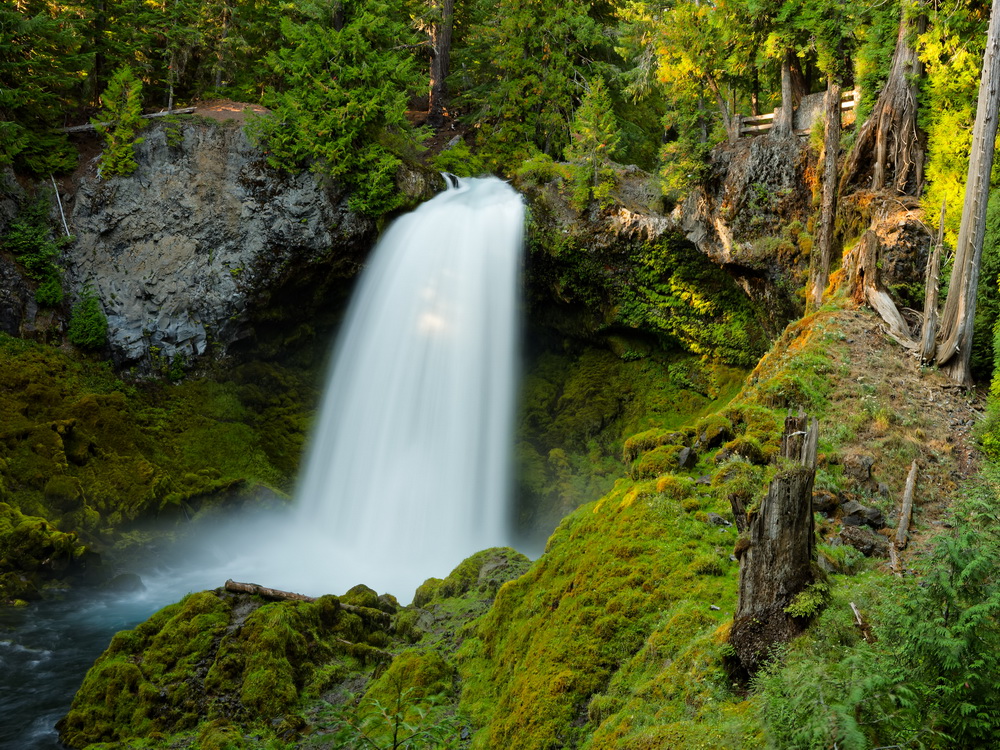 Above: Sahalie Falls