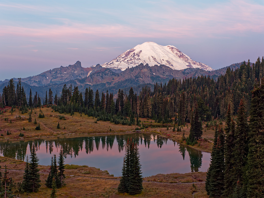 Above: Rainier and Tipsoo with some pink clouds.