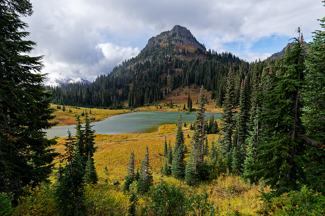 Above: Yakima Peak in late afternoon light.