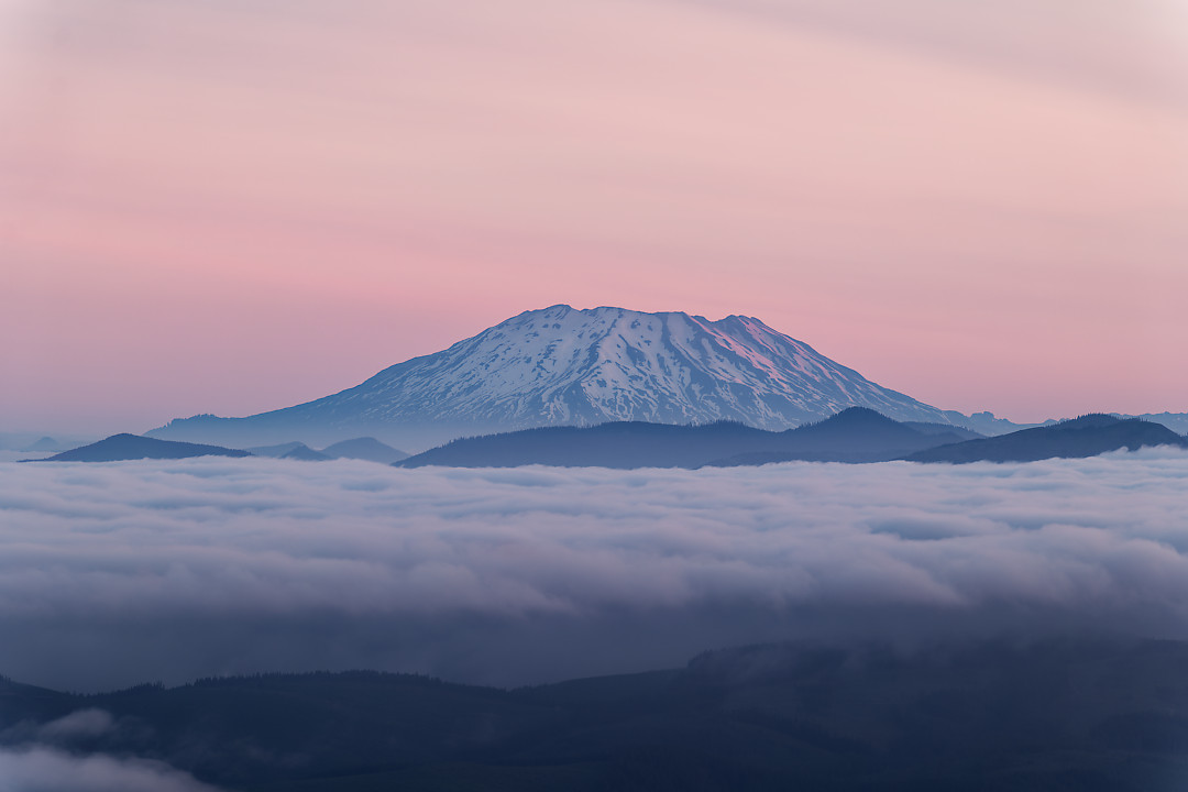 Above: Mount St Helens from Sherrard Point.